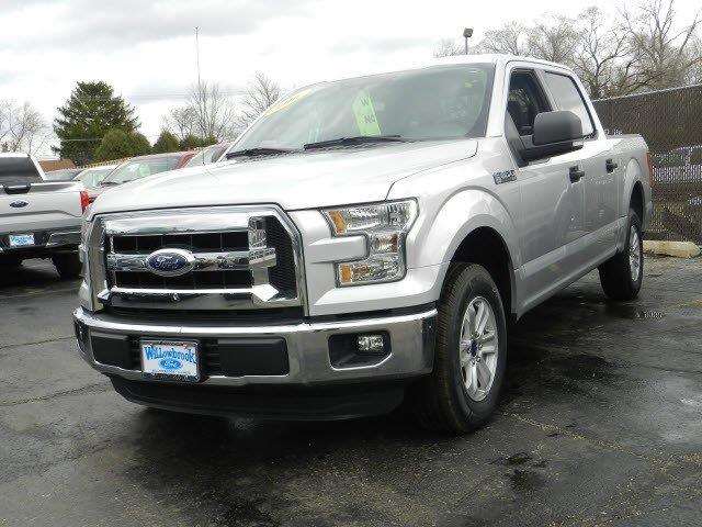 Ford F-150 XLT Pickup Truck